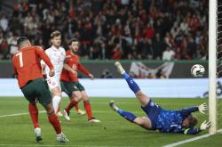 关于西班牙主场战胜瑞典，晋级欧国联小组赛的信息