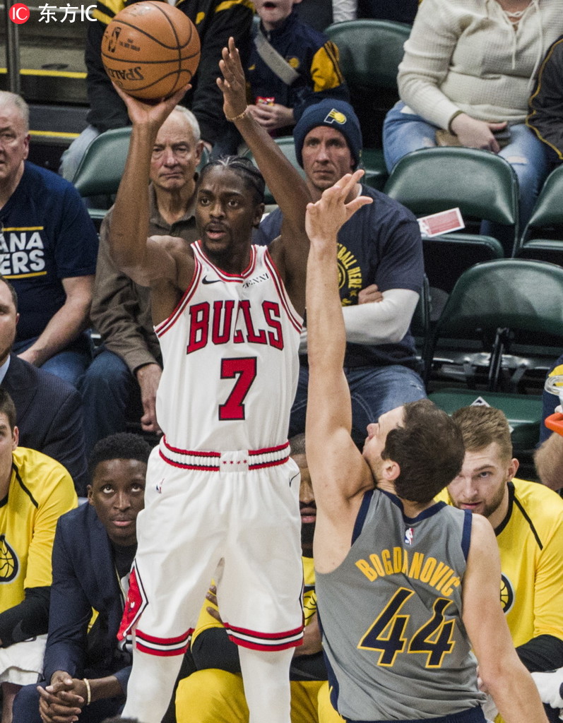 公牛大胜步行者,迎来荣耀时刻 公牛大胜步行者,迎来荣耀时刻