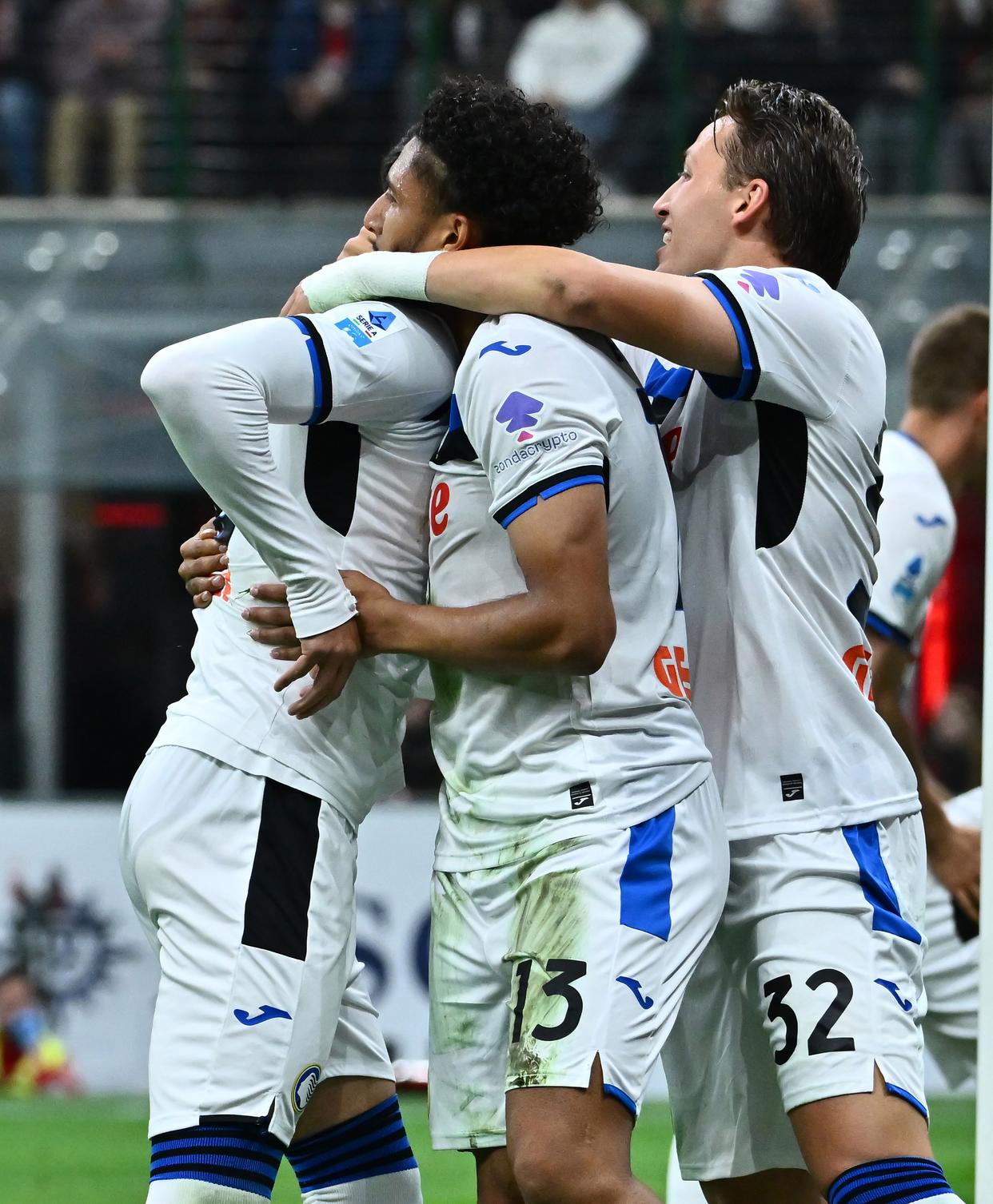 亚特兰大足球队在比赛中惨遭失利 亚特兰大足球队在比赛中惨遭失利