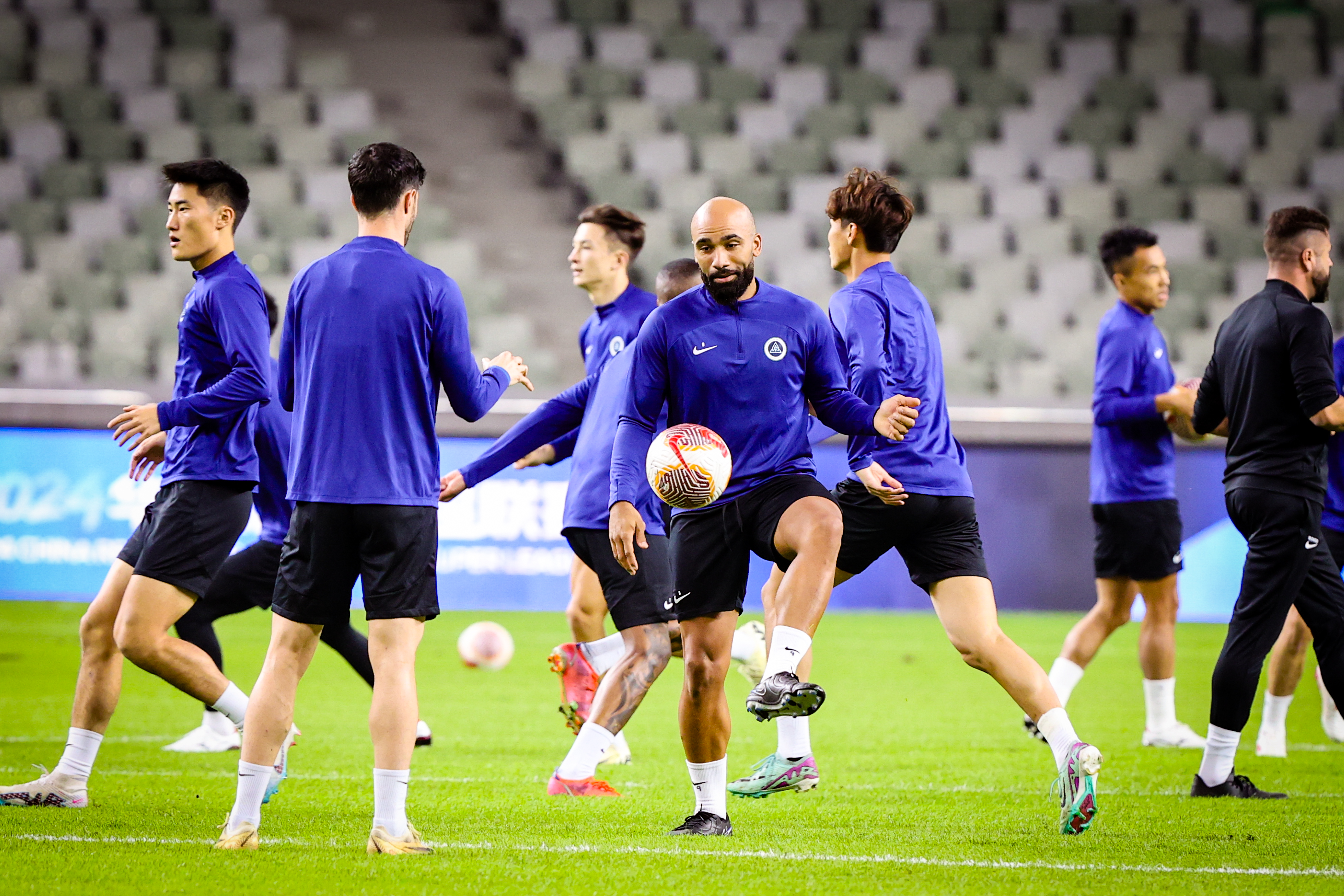 球员状态火热,国际赛场首秀获胜的简单介绍 球员状态火热,国际赛场首秀获胜的简单介绍